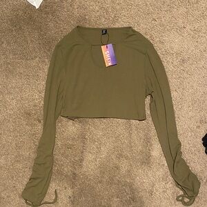 SHEIN Khaki Long Sleeve Crop Top